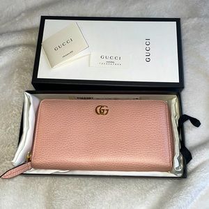 Gucci marmont gg baby pink wallet